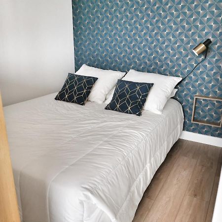 Appartement Lumineux Avec Balcon Et Parking شيربوغ أون كوتننتين المظهر الخارجي الصورة