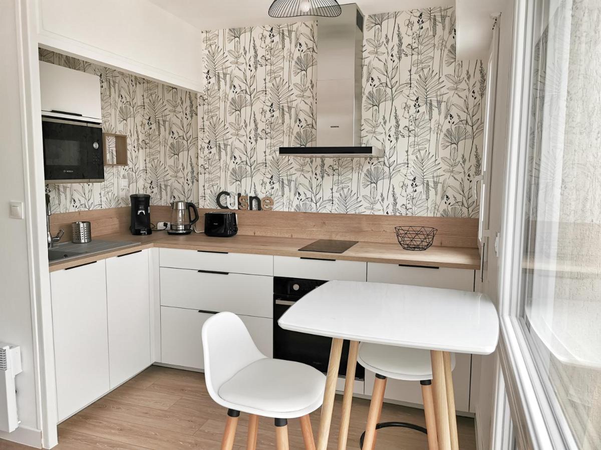 Appartement Lumineux Avec Balcon Et Parking شيربوغ أون كوتننتين المظهر الخارجي الصورة